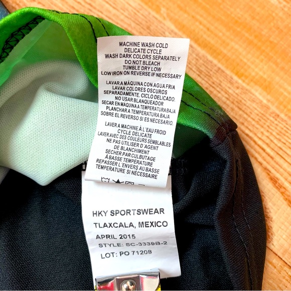 Messi All Over Print FCB 10 Polyester Shirt Mens sz XL Short Sleeve Soccer - Picture 8 of 9